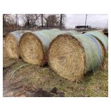 9 Rye round bales