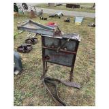 John Deere corn sheller with belt