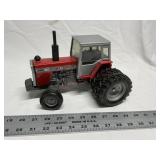 Massey Ferguson 698