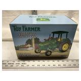 Toy Farmer John Deere 4230 diesel tractor