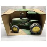 John Deere MFWD Rowcrop tractor