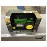 Scale models, 1/8 scale John Deere 1939 model