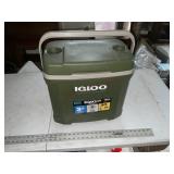 Igloo cooler