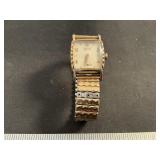 Vintage Gruen Very Thin watch, missing 1 link