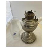 Metal Oil Lantern - no chimney 11"