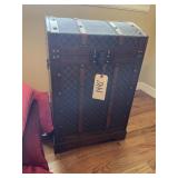 Decorative Trunk w/Blanket 18"L x 16"W x 28"H