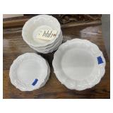 17 Pc Pioneer Woman Plates and Bowls