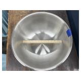 Stainless Steel 13 Qt Mixing Bowl