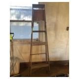 Wooden Step Ladder & Extension Ladder (16 ft)