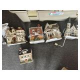 5 Christmas Village Houses (Incl. Lighted)