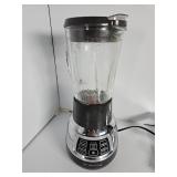 Large Chrome Black & Decker blender tested worth