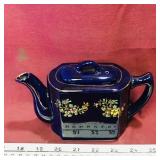 Vintage Ceramic Teapot (Made In Japan)