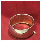 Ladies Bangle Bracelet