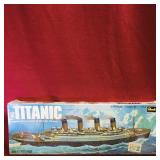 1976 Revell RMS Titanic Model Kit (Sealed)