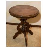 Oak Pedestal Lamp Table D16 H23