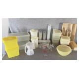 Tupperware Rubbermaid Pyrex Lot