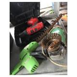 Lot with cordless drill, branch cutter and Hitachi
