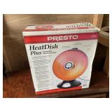 Presto heat dish  plus electric heater new in box