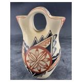 Small Southwestern style pottery 7" tall