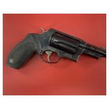 Taurus Judge revolver, s/n CS823790, .45LC/.410GA,