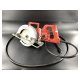 Milwaukee heavy duty electric skilsaw