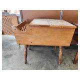 VTG Flip-Top Wooden Side Table w/ Magazine Rack