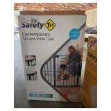 Safety 1st Contemporary Tall-and-Wide Gate