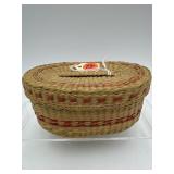 VINTAGE TIGHTLY WOVEN SMALL BASKET WITH LID