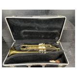 KING TEMPO 600 TRUMPET IN CASE