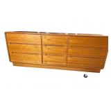 TEAK MID CENTURY MODERN 9 DRAWER DRESSER