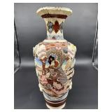 VERY LARGE ORIENTAL PORCELAIN VASE