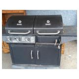 Charbroil Gas Grill  Combo 1010  Deluxe has cover