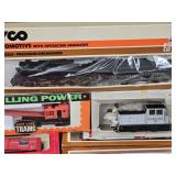 HO Trains - 28 cars and 2 engines look at