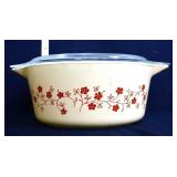 Vintage Pyrex trailing flowers #475 dish w/ lid