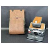 Polaroid SX-70 Land Camera in Brown Leather Case