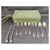 Oneida USA Flatware Set, Spoons, Forks, Knives