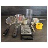 12 Piece Kitchen Utensils; Measuring Cups, Grater