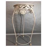 Floral Scroll Design Metal Outdoor Plant Stand