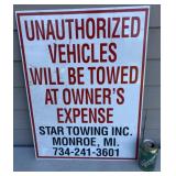 Metal Star Towing Sign- 24"x18"