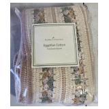 Home Classics Egyptian Cotton Full/Queen Blanket