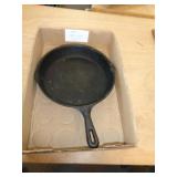 10" CAST IRON SKILLET #8