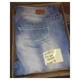 LADIES JEANS SZ 9