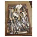 LOT OF MEDICAL LARYNGOSCOPES & BLADES