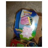 POKEMON TIN WITH CARDS / RW