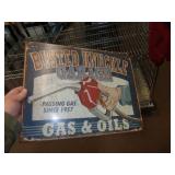 12" X 16" METAL SIGN - BUSTED KNUCKLE