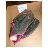 MIZUNO BALL GLOVE