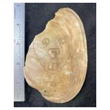 Engraved Shell Pendant Indian Artifact Arrowhead