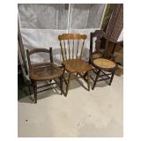 3PC lot of wooden chairs