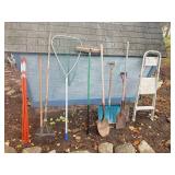 Assorted lot of outdoor and garden tools