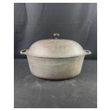 Club Hammered cast aluminum pot with lid